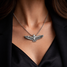 Charger l'image dans la galerie, PENDENTIF EAGLE ROCK