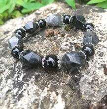 Load image into Gallery viewer, BRACELET LA ROSE NOIRE