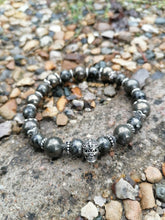 Lade das Bild in den Galerie-Viewer, BRACELET SITTING BULL