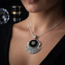 Charger l'image dans la galerie, PENDENTIF L'OEIL SOUVERAIN CITRINE
